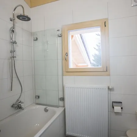 Rustic Chalet Sleeps 15-16 Fireplace 2 Parking Alpesi faház