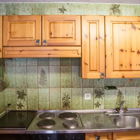 Rustic Chalet Sleeps 15-16 Fireplace 2 Parking * La Tzoumaz