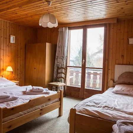 Alpesi faház Rustic Chalet Sleeps 15-16 Fireplace 2 Parking *